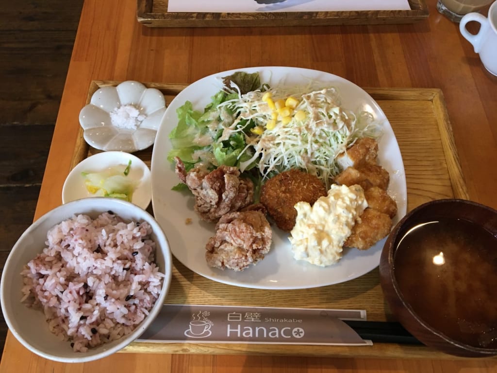 白壁Hanaco