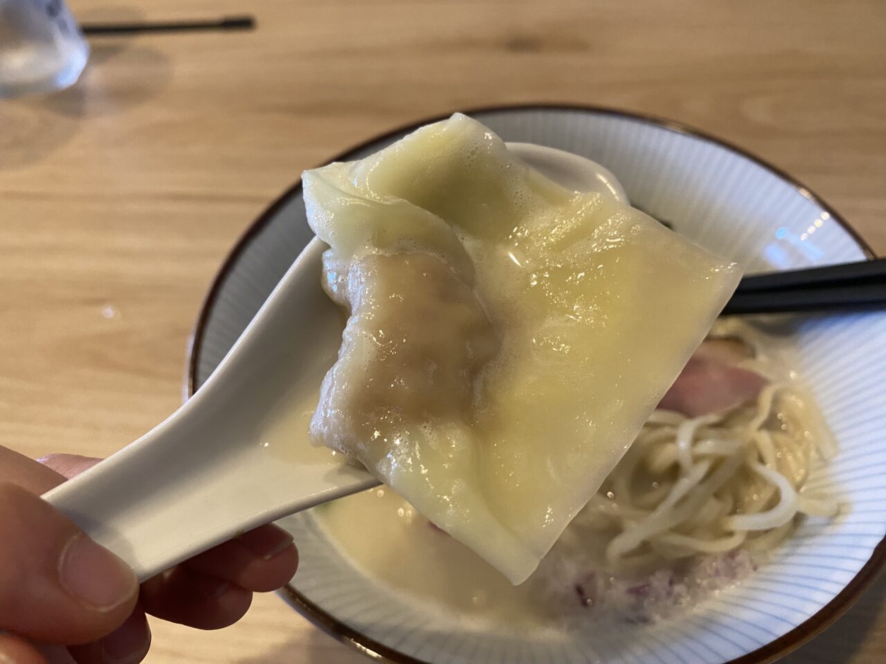 鴨出汁麺酒場 シフク